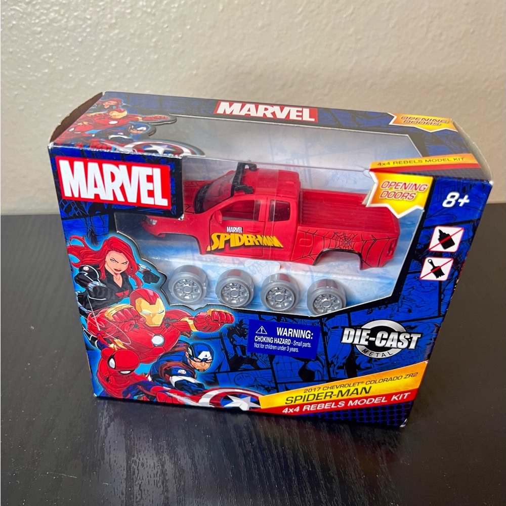 Marvel Spider-Man Die Cast Metal Truck 2017 Chevrolet Colorado ZR2